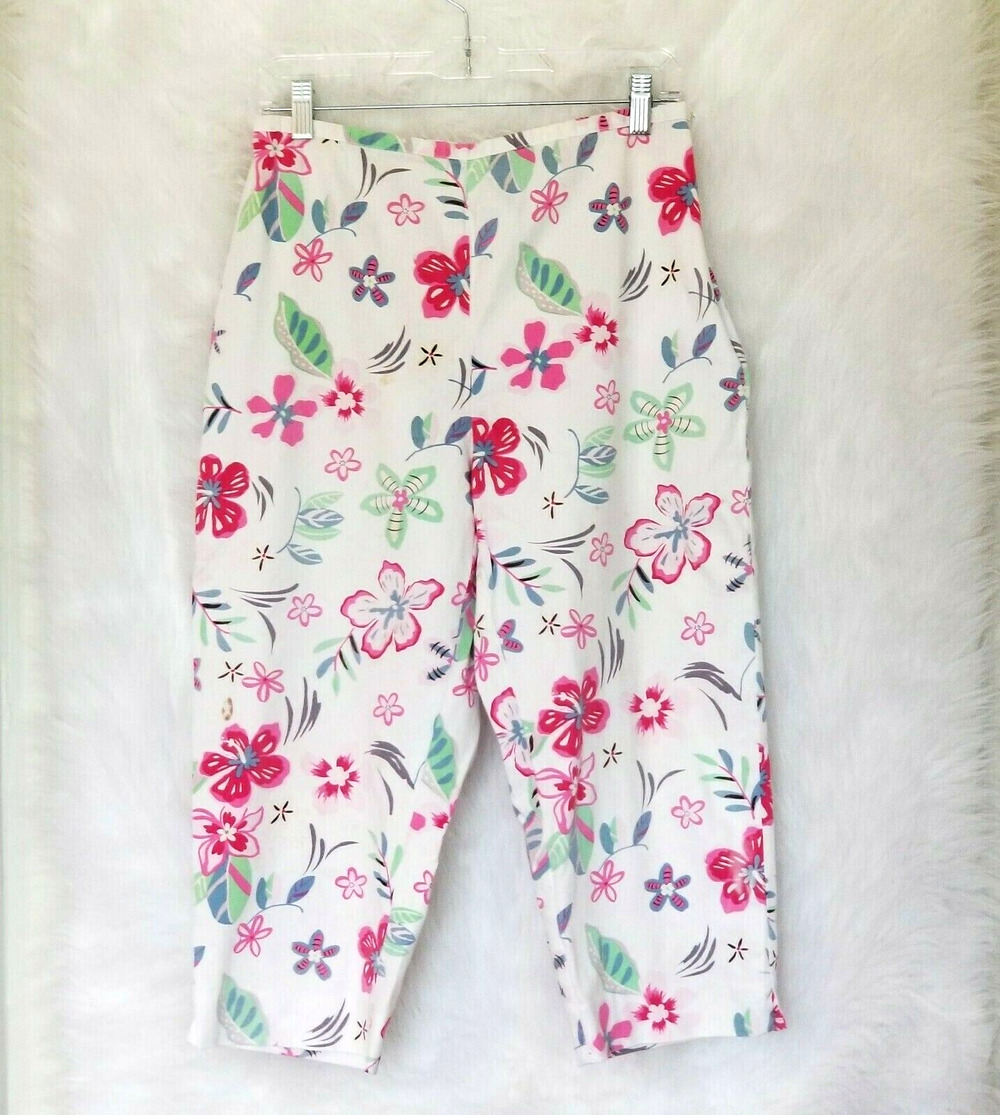 Vintage MIXIT Minimal Floral Print Capri - Size 8